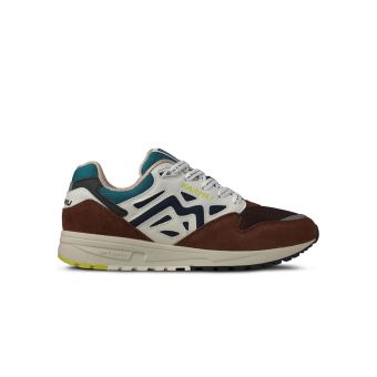 Karhu Legacy 96 in Cappuccino/Lily White