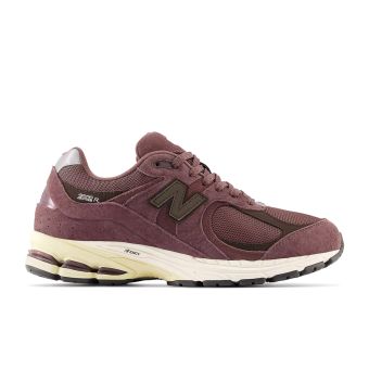 New Balance Men's 2002R in Truffle with rich earth and silver metalic