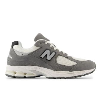 New Balance Unisex 2002R in Grey/White/Black