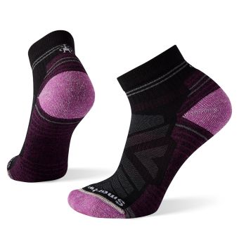 Smartwool Women's Hike Light Cushion Ankle Socks in Black