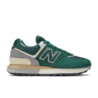 New Balance Unisex 574 in Green with silver