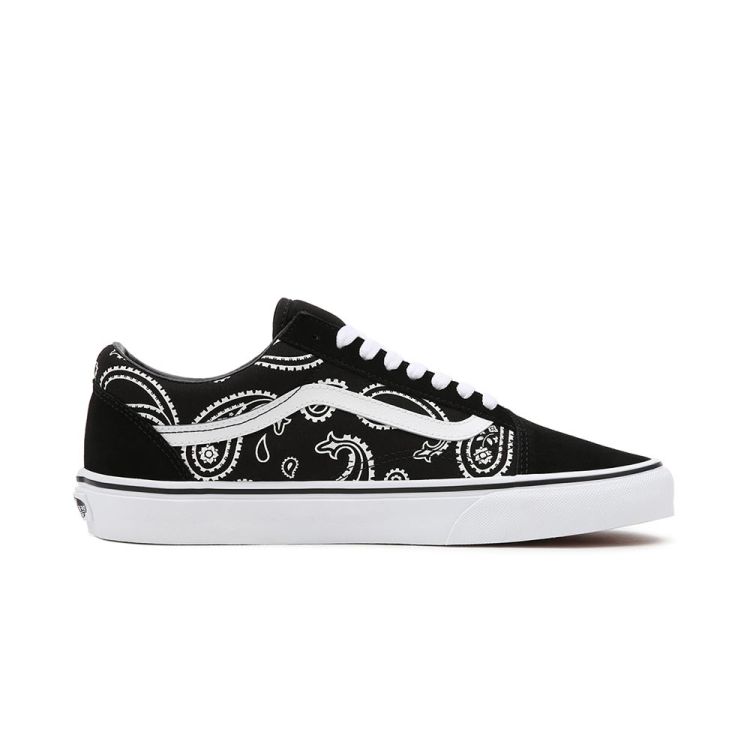 Vans old skool black clearance celebrity